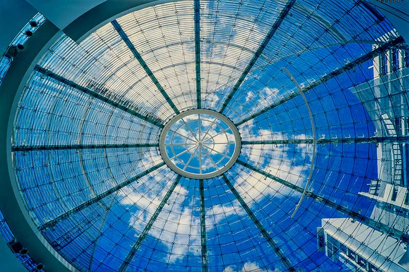 government building ceiling