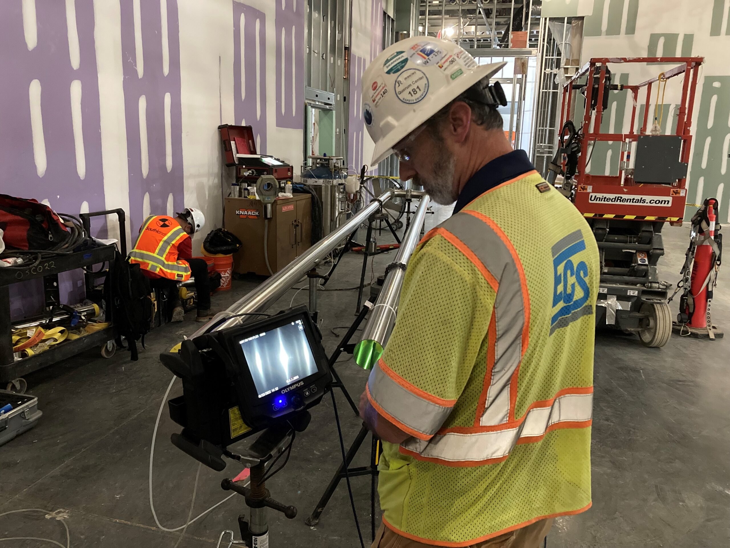 Visual Inspection of high purity piping using a videoscope94